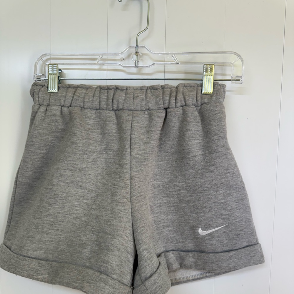 Nike Heather Gray Casual Shorts